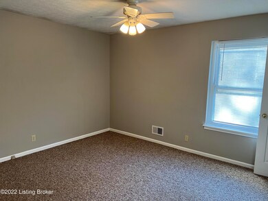 379 Ford Dr, Mount Washington, KY 40047 - photo 3