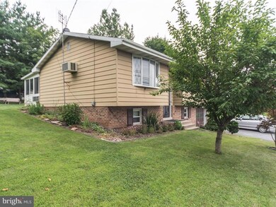 1671 N Reading Rd, Stevens, PA 17578 - photo 5