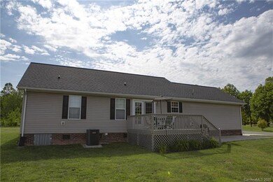 1795 Riverstone Dr, Lincolnton, NC 28092 - photo 7