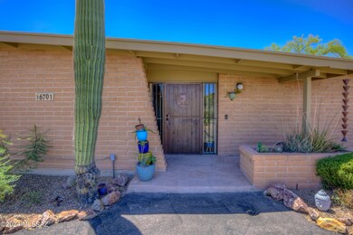 Front Entryway