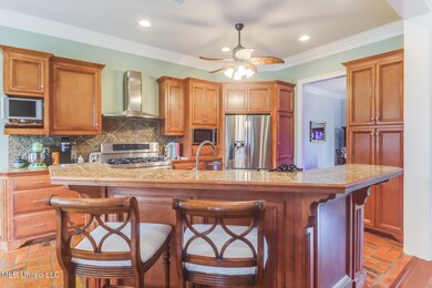 2018 Lantana Cove, Biloxi, MS 39532 - photo 6