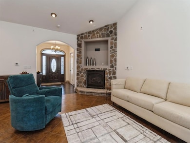 203 Northfield Dr, Kellogg, IA 50135 - photo 6