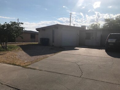 2116 Cumbre Negra St, El Paso, TX 79935 - photo 2