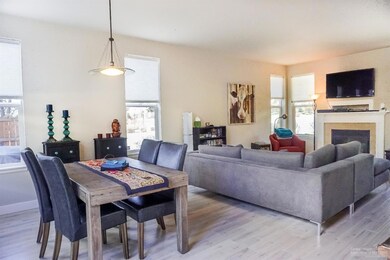 108 SW Taft Ave, Bend, OR 97702 - photo 4