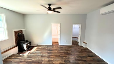 365 W Pine St, Varnville, SC 29944 - photo 7