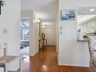 4415 Longmeadow unit 44, Sarasota, FL 34235 - photo 5