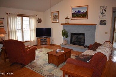124 Rodeo Dr, Lords Valley, PA 18428 - photo 3