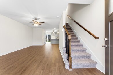 117 Quarry Point Dr, Clarksville, TN 37043 - photo 4