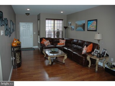 105 Cypress Ct, Woodbury, NJ 08096 - photo 3