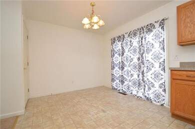 16 Weiser Ct unit 16, Womelsdorf, PA 19567 - photo 5