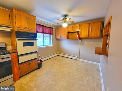 1803 Liberty Ave, Reading, PA 19607 - photo 4