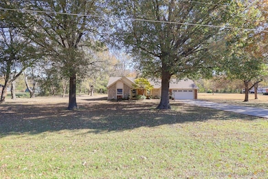 7401 S 231st East Ave, Broken Arrow, OK 74014 - photo 2