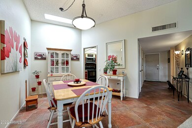 17432 N Boswell Blvd, Sun City, AZ 85373 - photo 3