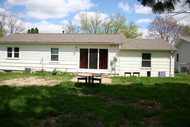 409 N Marshall St, Mitchell, SD 57301 - photo 3