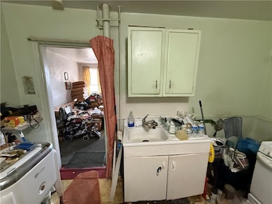 840-842 Windom St, Pittsburgh, PA 15203 - photo 5