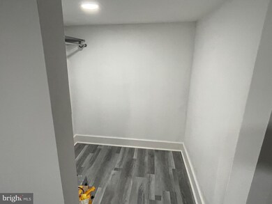 8 Chapman St, Berkeley Springs, WV 25411 - photo 3