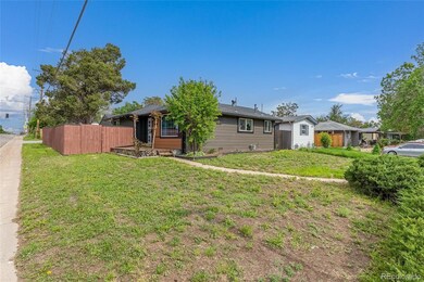 1096 Florence St, Aurora, CO 80010 - photo 4