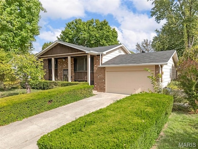 2916 Mockingbird Dr, Saint Charles, MO 63301 - photo 3