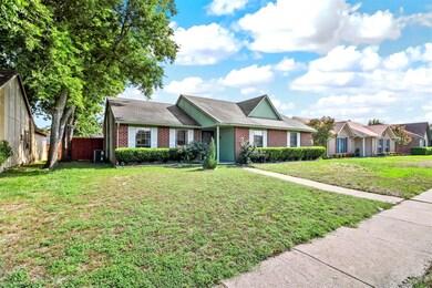 Ranch-style home featuring central AC and a front 