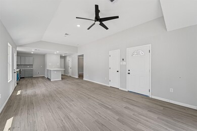 5205 Westbrook Rd, Houston, TX 77016 - photo 5