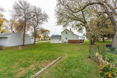 121 3rd Ave N, Casselton, ND 58012 - photo 4
