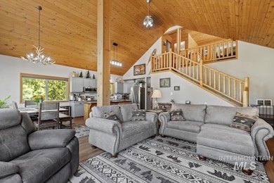 10416 Emma Loop, Cascade, ID 83611 - photo 7