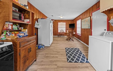 10497 County Road 272, Tyler, TX 75707 - photo 7