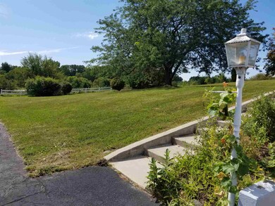 8423 E Hatchery Rd, Syracuse, IN 46567 - photo 4