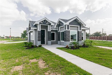 801 Robin Anne Cir, Alamo, TX 78516 - photo 2