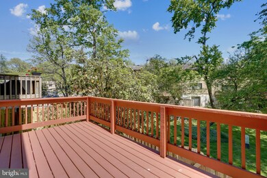 7403 Hickory Log Cir, Columbia, MD 21045 - photo 5