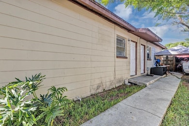9220 N 13th St unit A & B, Tampa, FL 33612 - photo 3