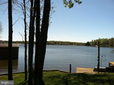 371 N Lakeshore Dr, Louisa, VA 23093 - photo 5