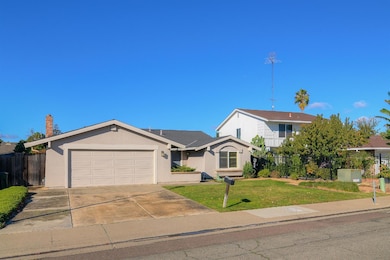 7346 Alcedo Cir, Sacramento, CA 95823 - photo 2