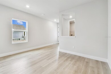 31172 Pendleton Landing Cir, Wesley Chapel, FL 33545 - photo 4