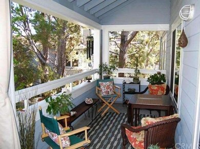 BALCONY WITH ACCESS TO LIVING ROOM