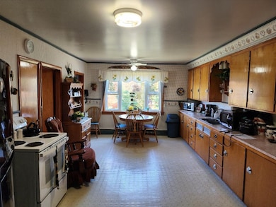 342 1st Ave, Berlin, NH 03570 - photo 6