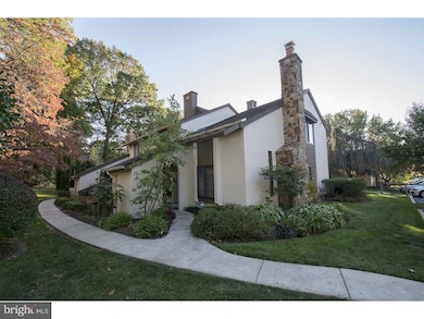 75 Oak Knoll Dr, Berwyn, PA 19312 - photo 2