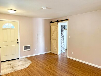 ZUNI_LIVING AREA(1)