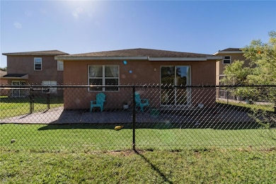 7041 Chatum Light Run, Bradenton, FL 34212 - photo 3