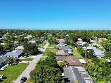 2461 Woodland Cir, Fort Myers, FL 33907 - photo 7
