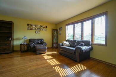 948 Robin Ct, Dyer, IN 46311 - photo 5