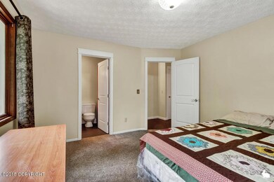 7) Master Bath Access