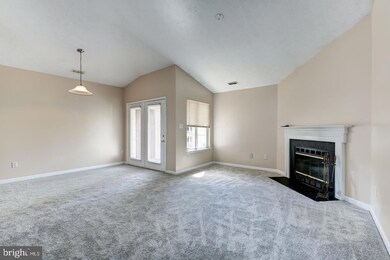 2106 Whitehall Rd unit 2D, Frederick, MD 21702 - photo 5