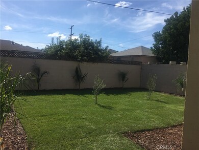 828 W Maple St, Compton, CA 90220 - photo 2