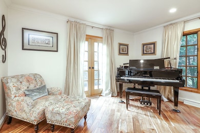 39 Mockingbird Ln, Oak Brook, IL 60523 - photo 5