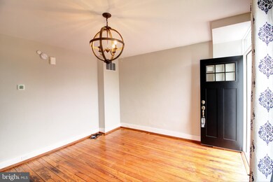 229 E 6th St, Frederick, MD 21701 - photo 2