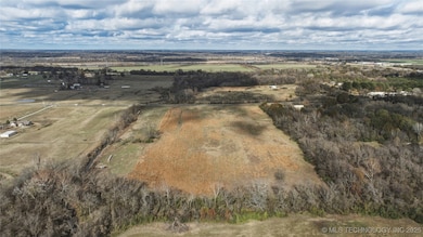 4163 W Fern Mountain Rd, Muskogee, OK 74401 - photo 7