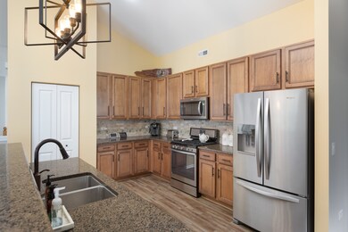 1902 Havenshire Rd unit 225, Aurora, IL 60502 - photo 7