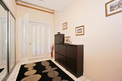 (3) ENTRY FOYER