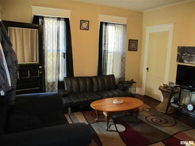 1433 W 15th St, Davenport, IA 52804 - photo 3